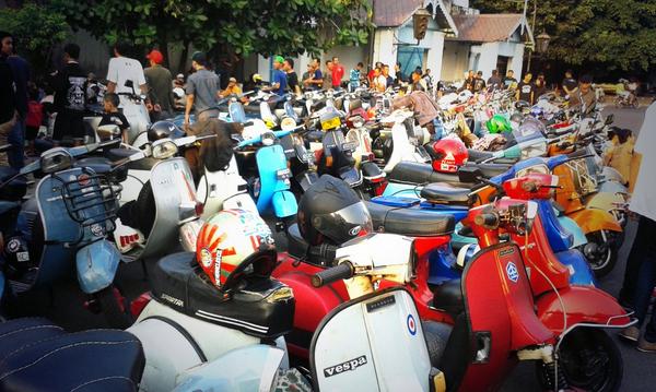 uyaksoerya's tweet image. Mari berjalan jalan 🐒"@HNSB_official: TOP RT @uyaksoerya: http://t.co/Vt1ucdaD9a"