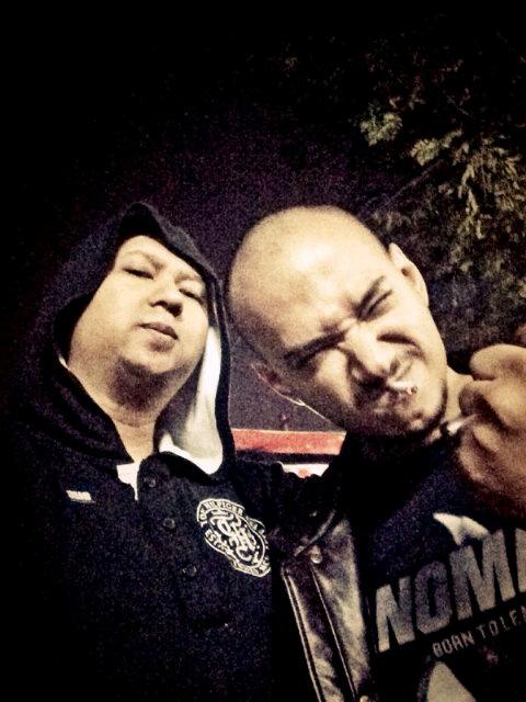 PurgatoryMogerz's tweet photo. . @anggy_umbara D'Jackal took a selfie with Husein "Children of Gaza" before hit the stage. #MetalheadRespect http://t.co/oFWJdy9eKr