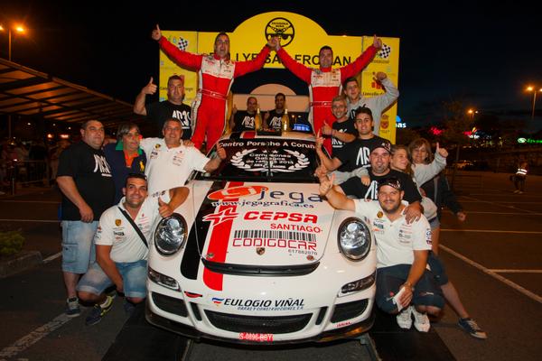 ivanaresoficial's tweet photo. El equipo Ares Racing Campeón Gallego de Rallyes de Asfalto - http://t.co/zk4kMoPQHK @IvanAres03 @Abanobre http://t.co/L9K1PsDrrJ