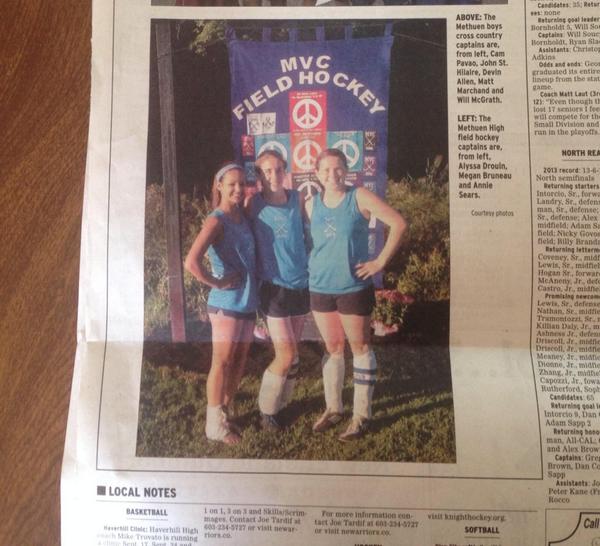 Tyffanisimmons's tweet photo. ma girls making the paper😎📰 #mhsvfh @alyssa_drouin @MegLeg3 http://t.co/G7wzAr0L6m