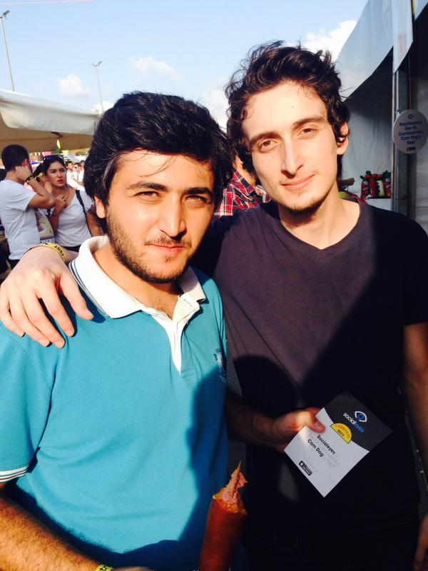 Gençler sizi seviyoruz :)  @utekwinner #GNCFEST #GNCFEST2014
