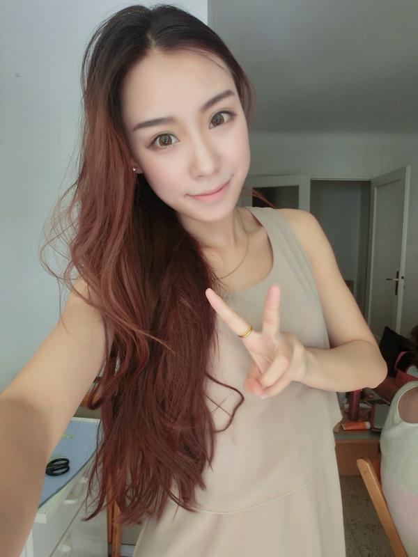 mofei1219's tweet photo. i hate sunshine😨 http://t.co/rsJceoyGwC