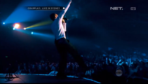 mdtvindonesia's tweet photo. NOW - @Coldplay - In My Place #ColdplaySydneyOnNET http://t.co/4TEgCnlcuK