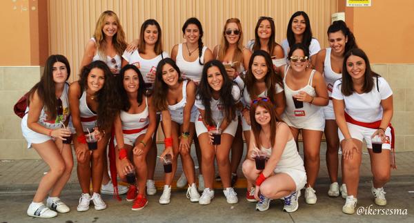 Iker_Sesma's tweet photo. Así estaba #ElDesnivel de #Cintruénigo antes del Cohete por las fiestas de la #VirgenDeLaPaz @inma94 @NuriaRincon2 http://t.co/MEemxH07Lw