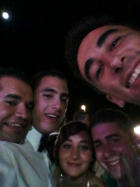 Vivo que no es poco!Grandisimo dia ayer gracias a <a href="/rafaexposito6/">Rafa Expósito</a> y su guapisima mujer ya, inma!#todosfuimoscebollitas