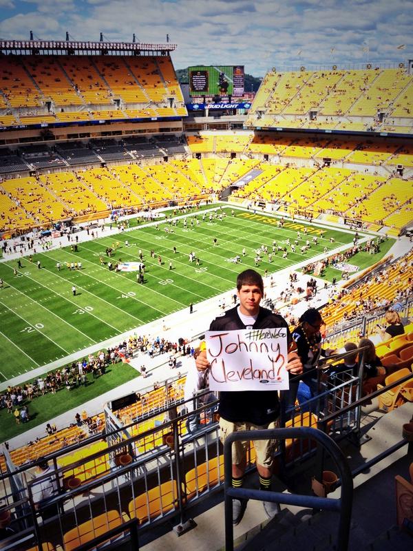 CrashJordanD's tweet photo. Welcome to Pittsburgh #NFLKickoff2014 http://t.co/sZKFoyGO9n