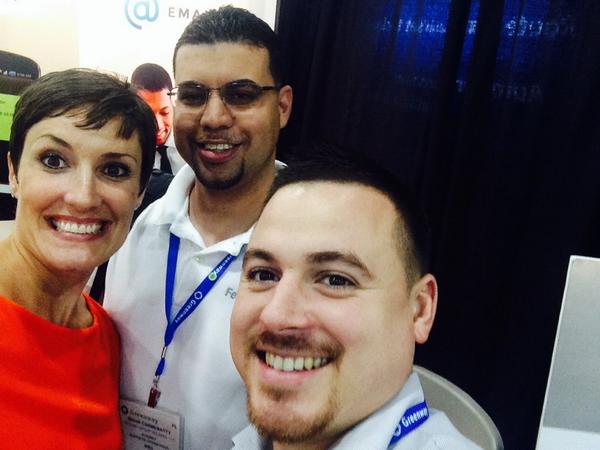 MarieRoberts19's tweet photo. #GreenwayENGAGE #ENGAGEselfies #VitalMD rocks! http://t.co/URFVofjLTH