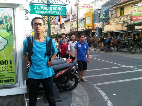 PRAHARA06's tweet photo. @thedyra #jogja http://t.co/qEIJMQYBtO