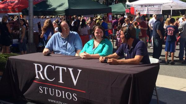 Richard_Tisei's tweet image. Stopped by the Reading Fall Street Faire earlier this afternoon! Another great day in #ma06