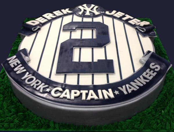Yankees's tweet photo. This creation by @CakeBossBuddy from @CarlosBakery takes the cake on Jeter Day. #Yankees #FarewellCaptain http://t.co/MOCURjYVSD