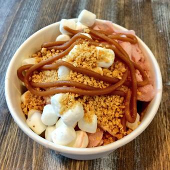 Absolutely obsessed with @SnowdaysNYC! Perfect way to savor the last sweets of summer... http://t.co<a class="tags" target="_blank" title="On Twitter" href="/?out=eyJ0eXAiOiJKV1QiLCJhbGciOiJIUzUxMiJ9.eyJpYXQiOjE3MjE4ODMxNjgsImlzcyI6InR3cG9ybnN0YXJzLmNvbSIsIm5iZiI6MTcyMTg4MzE2OCwiZXhwIjoxNzUzNDE5MTY4LCJyZWRpcmVjdF91cmwiOiJodHRwczovL3R3aXR0ZXIuY29tL1Nub3dkYXlzTllDIn0.wWR58JeLzPNdrDmqOuQcbaEwmxiX7xbCz6hX-UFSjpzYrWi6G3Gkh1fB0Dp_fqgYGemCMpFnQ8OlQVffhr9isQ">@SnowdaysNYC</a><a href="/tag/scavengerhunt"class="tags"><span>#scavengerhunt</span></a><a href="/tag/watchpartyibm"class="tags"><span>#watchpartyibm</span></a>