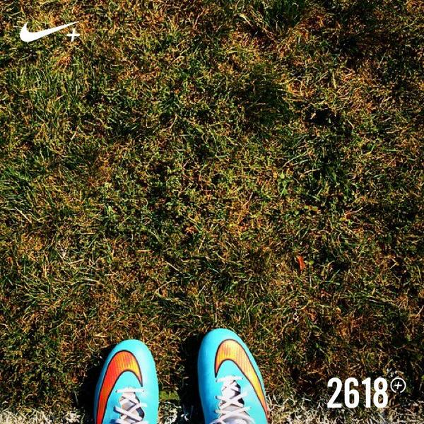 meganchenzi's tweet photo. #sunday #soccer #fall #football #futbol #nike #nikeid @nikefootball http://t.co/pUx3PPW9aW