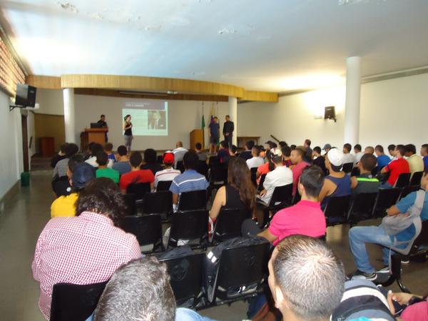 parnell_daniel's tweet photo. Sharing what life, sport, education &amp; research is like @Carnegie_Sport @carnegiesport with @UdeA http://t.co/KBJanBaO2h