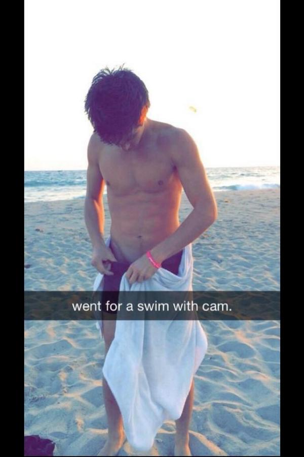 kelley167's tweet photo. I love you @Nashgrier @camerondallas http://t.co/h3kCPGf6bO