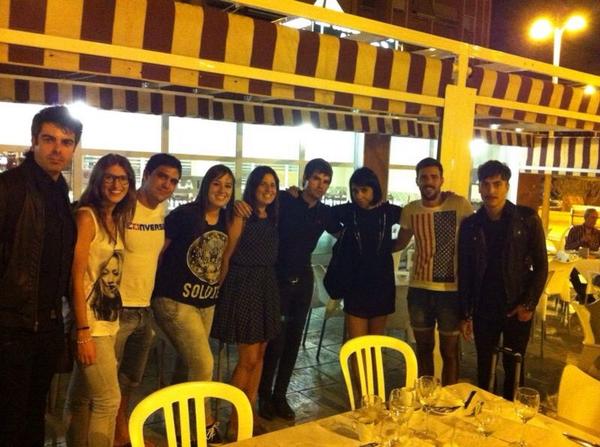 Esperando impacientes el concierto <a href="/Dorian_Oficial/">Dorian</a> @GimenezCaurin <a href="/NavalonAbraham/">Abraham Navalón Davó</a> <a href="/Gabrigcm/">Gabri</a>