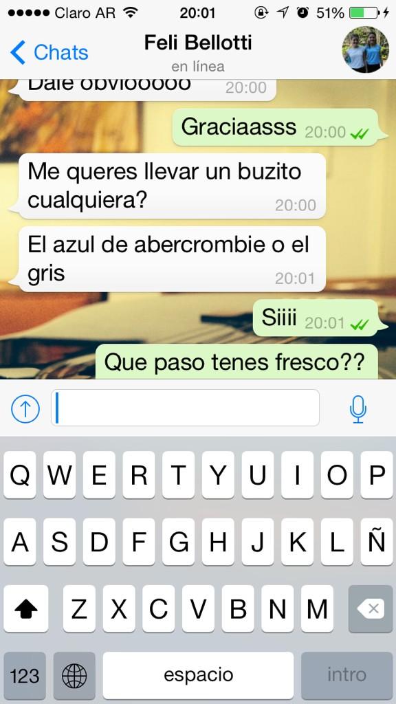 vicky_risso's tweet photo. La hija de puta ya se sabe nuestros buzos de memoria @felibellotti @paurisso http://t.co/R929kJMABX