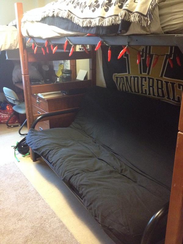 Jay_Da_Kid3's tweet photo. Futon installed ✔️ all HS seniors and bored college freshman welcome http://t.co/c3CtpwzPQg