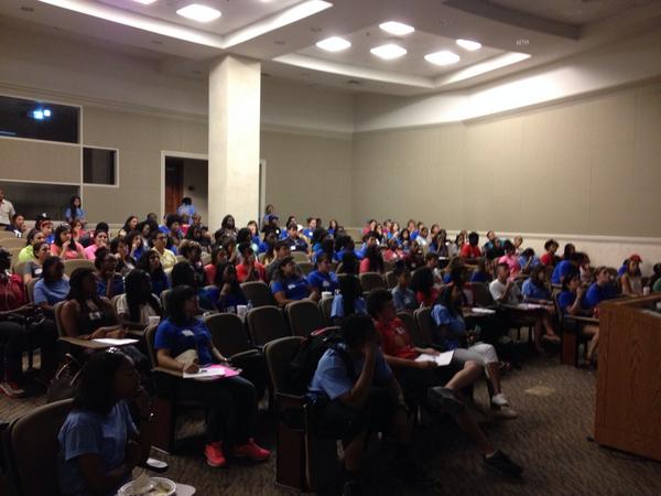 ibecsp's tweet image. @ttumentor Packed house at the #mentortech1415 Time Management Workshop