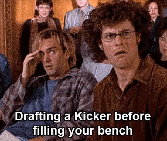 3rock3's tweet photo. @brantleysalter @thebottomlineBR #draftproblems. #2kickers http://t.co/iYVQIZdDr8
