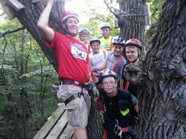 RV Cardinal Wrestler tweet media