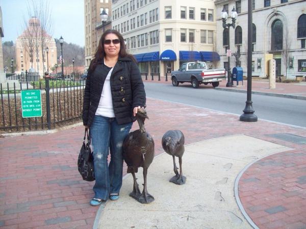 jjramirez73's tweet photo. I miss my sister to bad Shi move to Nicaragua http://t.co/Ky3xiwTdCh