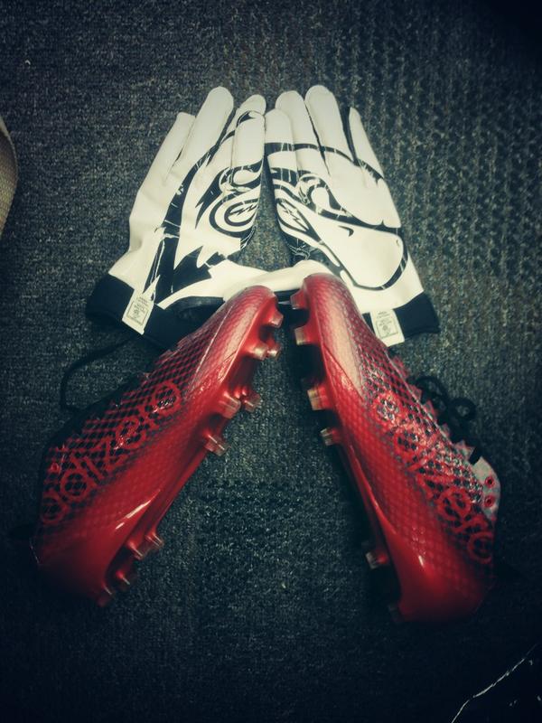 HPella's tweet photo. Never thought I would be wearing red and black! Ha pumped I got my gear today #freeGear #adidas #fresh# #d1 http://t.co/Nn2WcmPT1r