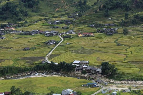 phiphong2005's tweet photo. G'morning from Sapa! @GAdv_Bond2602 @indochinanomads @GAdv_Sarou @Deetravelerphan @GAdv_Shane @GPGadvSA #gadv #AVBV http://t.co/0RTzGNFF2o