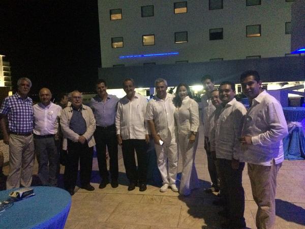 Mario Castellanos tweet media
