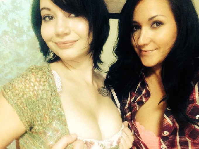 On cam now with this lovely lady! @ViperousMik @MyFreeCams http://t.co/2QJZqQP7B7<a class="tags" target="_blank" title="On Twitter" href="/?out=eyJ0eXAiOiJKV1QiLCJhbGciOiJIUzUxMiJ9.eyJpYXQiOjE3MjQxNjIxODksImlzcyI6InR3cG9ybnN0YXJzLmNvbSIsIm5iZiI6MTcyNDE2MjE4OSwiZXhwIjoxNzU1Njk4MTg5LCJyZWRpcmVjdF91cmwiOiJodHRwczovL3R3aXR0ZXIuY29tL1ZpcGVyb3VzTWlrIn0.JN1SOgRoBMHLt6jKz2DBYVBXA7M9ppMYmA2Y9TsSE5KxNlkg41YVBeHGoSsHWXe1XbxsDJ6RP_2foCnRICltDQ">@ViperousMik</a><a href="/tag/camgirls"class="tags"><span>#camgirls</span></a><a href="/tag/webcamgirls"class="tags"><span>#webcamgirls</span></a><a href="/tag/thurstythursday"class="tags"><span>#thurstythursday</span></a>