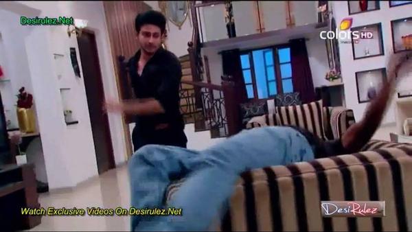 PreMar_LoveFc's tweet photo. @DheerajDhoopar @jayatibhatia7 @ColorsTV #fightingsequence #hero #Prem rocked!! http://t.co/RGq0YMgGsf