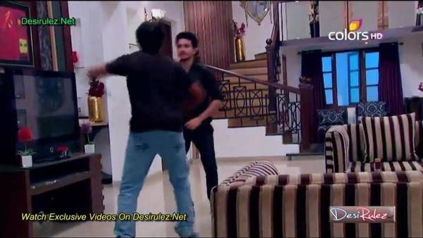 PreMar_LoveFc's tweet photo. @DheerajDhoopar @jayatibhatia7 @ColorsTV #fightingsequence #hero #Prem rocked!! http://t.co/RGq0YMgGsf