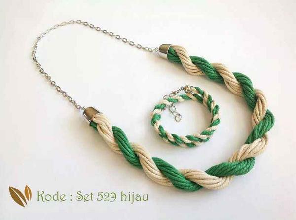 ggscollection_9's tweet photo. Harga : 85.000,- satuan
Whatsapp/sms : 083831655398 (no call )
Line : silsilvyvy http://t.co/tn0IcWDCIz