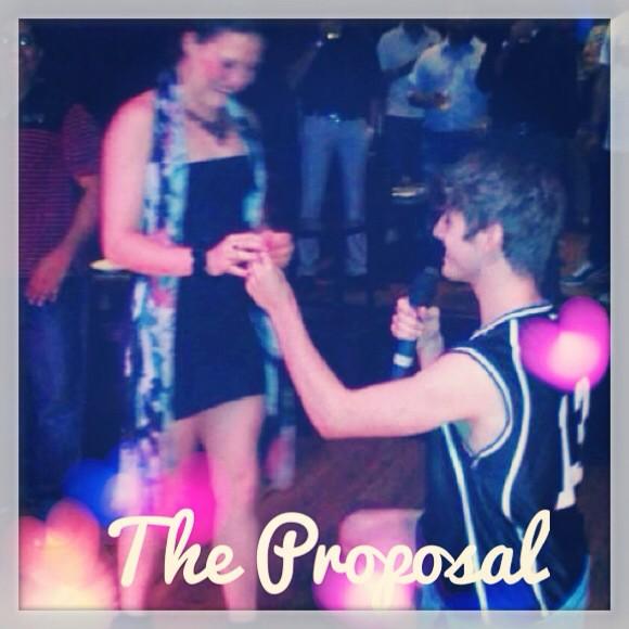 Artistivity's tweet image. The sweetest little proposal at @HRCIndia come join the fun as we #KaraokeInStyle tonight!