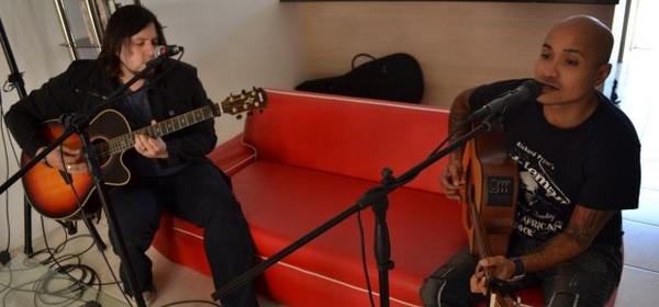Channel24_SA's tweet photo. We had a quickie with @MarkHaze12 and @iamJesseJordan: http://t.co/3UyHIz59Xm http://t.co/cfGUng5aWd