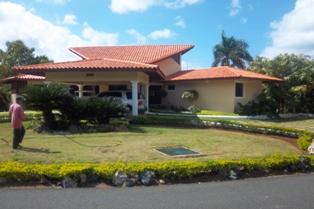 mediablastdom's tweet photo. CASA DE CAMPO VILLAS POR $999 US ,2 NOCHES,CAP 10 PERS 5 HAB,INCL ENTRADA ,DESAYUNO MUCAMA.INF 829-772-750 http://t.co/NaaSWUjEZE