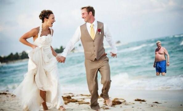 bruceatwedding's tweet photo. Steve Bruce photobombing your wedding. Nice. #stevebruceatweddings #mufc #lfc #efc #nufc #avfc http://t.co/QqaEpxDz4N