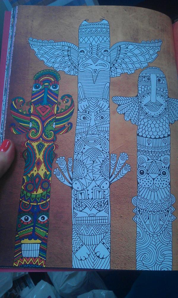 AnaBooks's tweet image. Progress in The Creative Therapy Colouring Book... Talking to @davefanningshow about this - um - obsession this week!