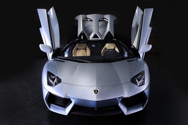 The Amazing Lambo LP-700! Even faster than it looks! #markmokebistany