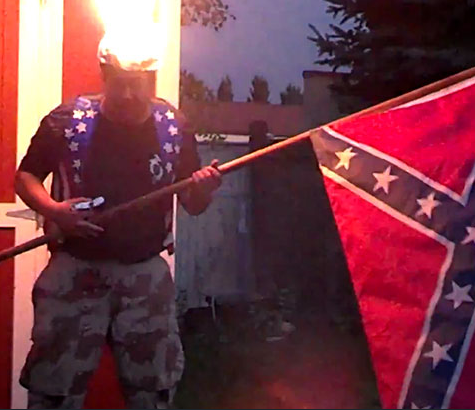 DailyMirror's tweet photo. Man sets himself on FIRE for bonkers ice bucket challenge that quickly backfires http://t.co/09QWZDayOP http://t.co/n7S25yeBOT