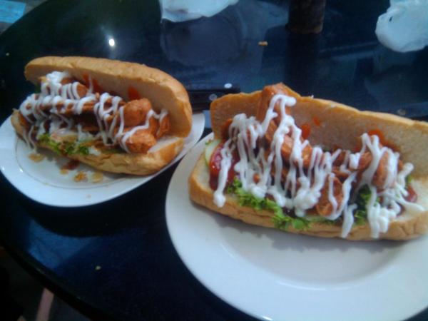 Referensi fast food near campus @ darul tauhid
-DMR