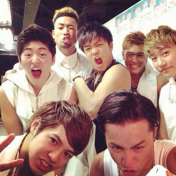 reo960108's tweet photo. 11月21日
GENERATIONSにとって大事な日です！

11月21日までに
1121リツイート目指したいと思います‼︎

#GENERATIONS
#拡散希望 http://t.co/PXWYoUcKOo