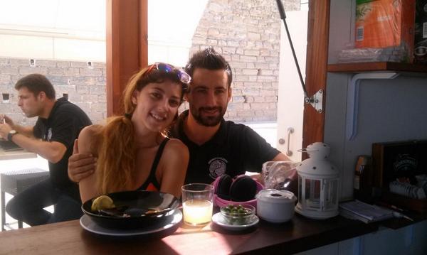 evita_HA's tweet photo. Como me cuidan en @Pikachos_25. Muy buen ratito mi @pedrosamele http://t.co/mRt2njVuez