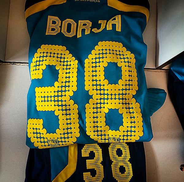 Borjalasso's tweet photo. Muy contento por el debut con el equipo de mi vida, los sueños se cumplen!!! http://t.co/3sDPUdKfci