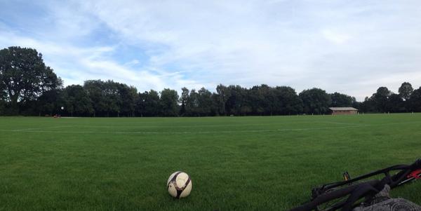 JerryBoi's tweet photo. ⚽️ http://t.co/xLqcgPeenG