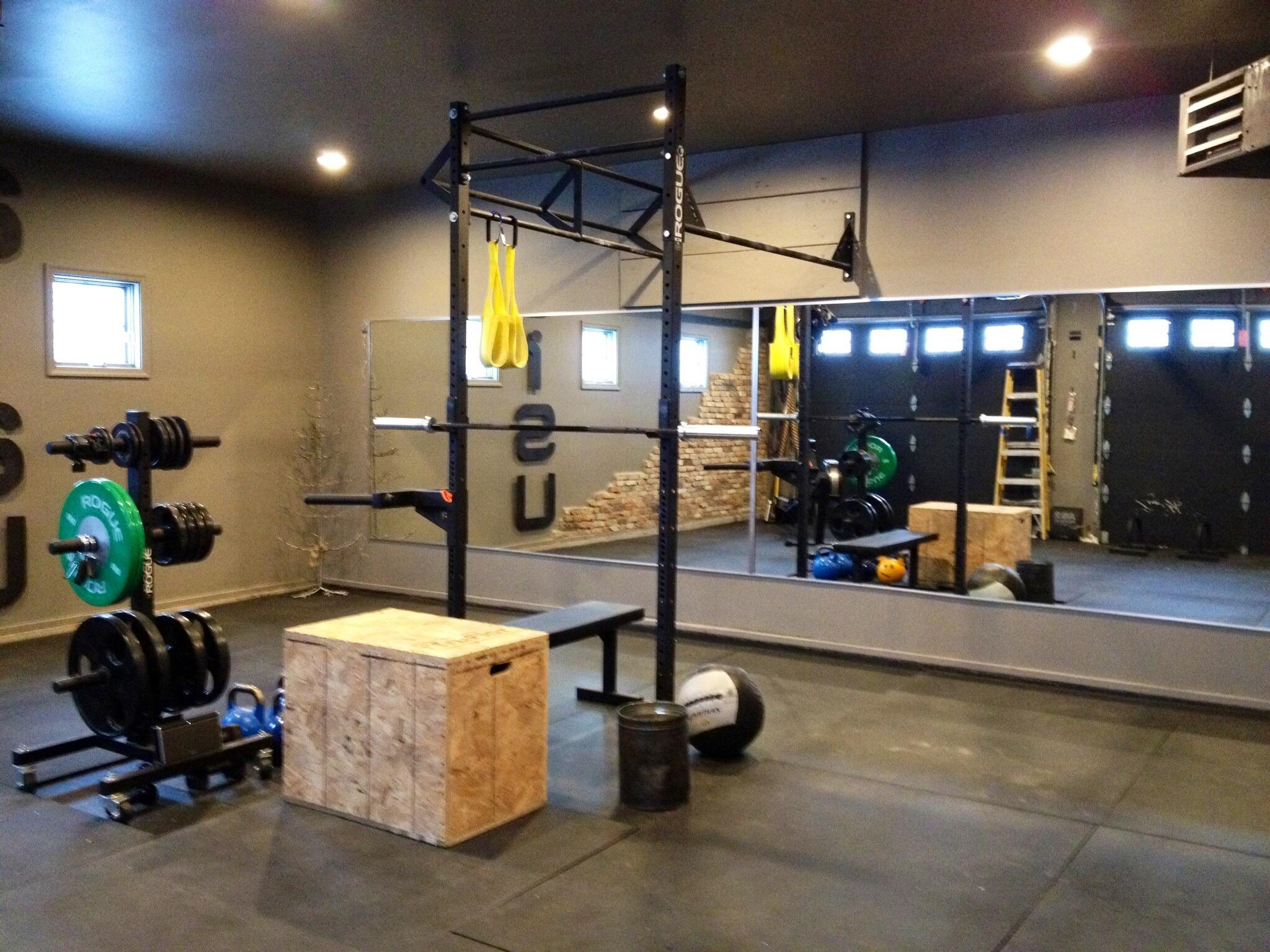 Rogue fitness on twitter: "garage gym setup courtesy of maria berg ...