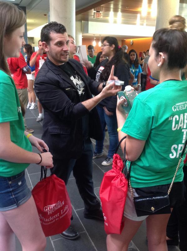UofGHstudents's tweet photo. @christyrious1 is here at #GHOrientation wowing students with his card tricks! http://t.co/qsEhbPz8rl