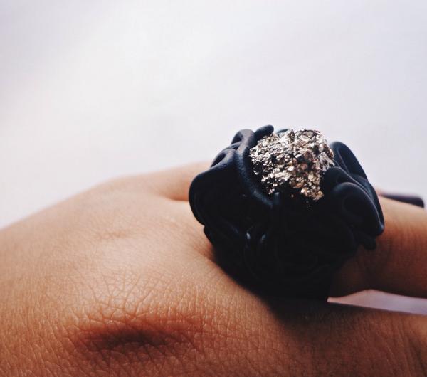 KHANINN_'s tweet photo. #KHANINN #new #ring #rock #ore #details #handmade #jewelry #accessories #style #design #fashion #black #allblack http://t.co/nROyJVaywm