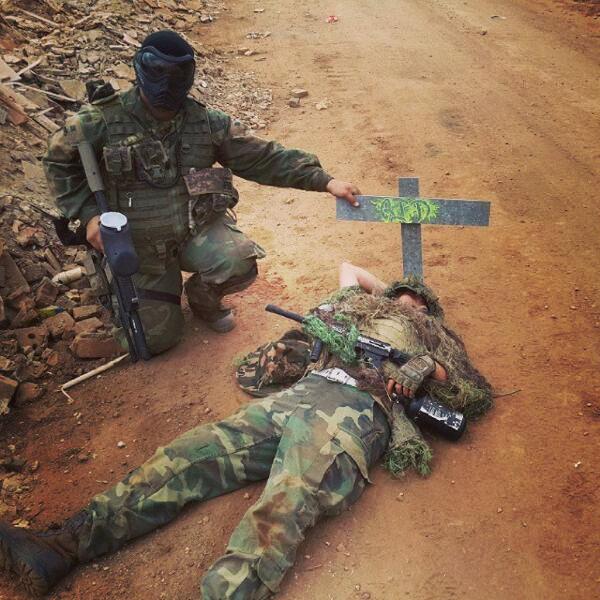 GotchaDurango's tweet image. Haha. Awesome snipers challenge. #shadowstalker #paintball #paintballgirls #sniper #bt #jumperslair