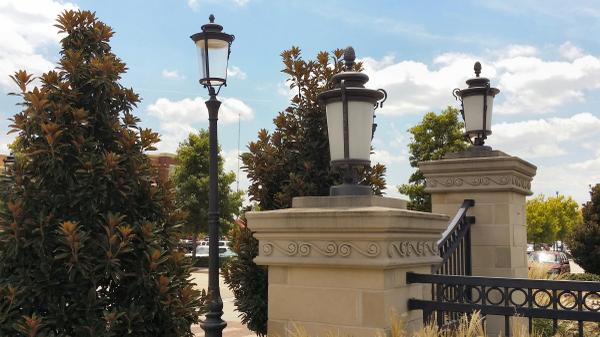 neri_nna's tweet photo. Recent Visit to #BatonRouge to see the @PerkinsRoweBR Shoppes. Another great @Neri_Spa Install. #lighting http://t.co/kYjyGAtp0v