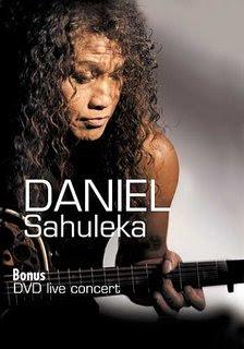 roby_dnf's tweet photo. Yang harus kita banggakan sebagai musisi indonesia itu dia !! http://t.co/F0QG9nr2Fm